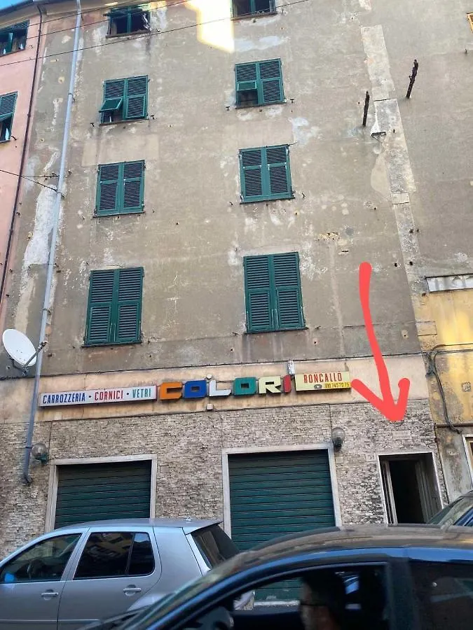 Una Stanza In Un Appartamento Gênes